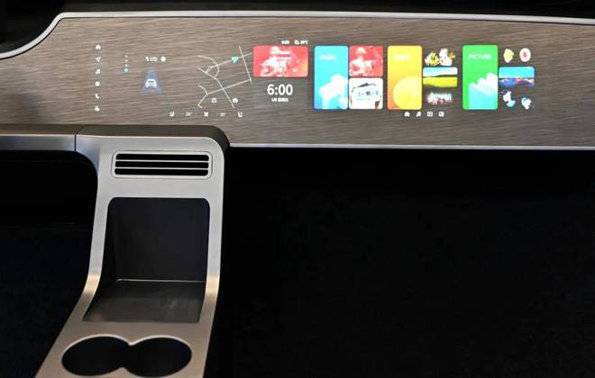 CES 2025引领未来科技潮流PP电子网站天马创新显示技术闪耀(图12)